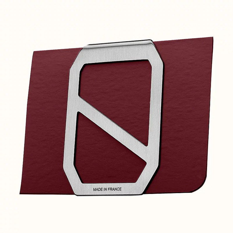Hermès Delta clip outlook
