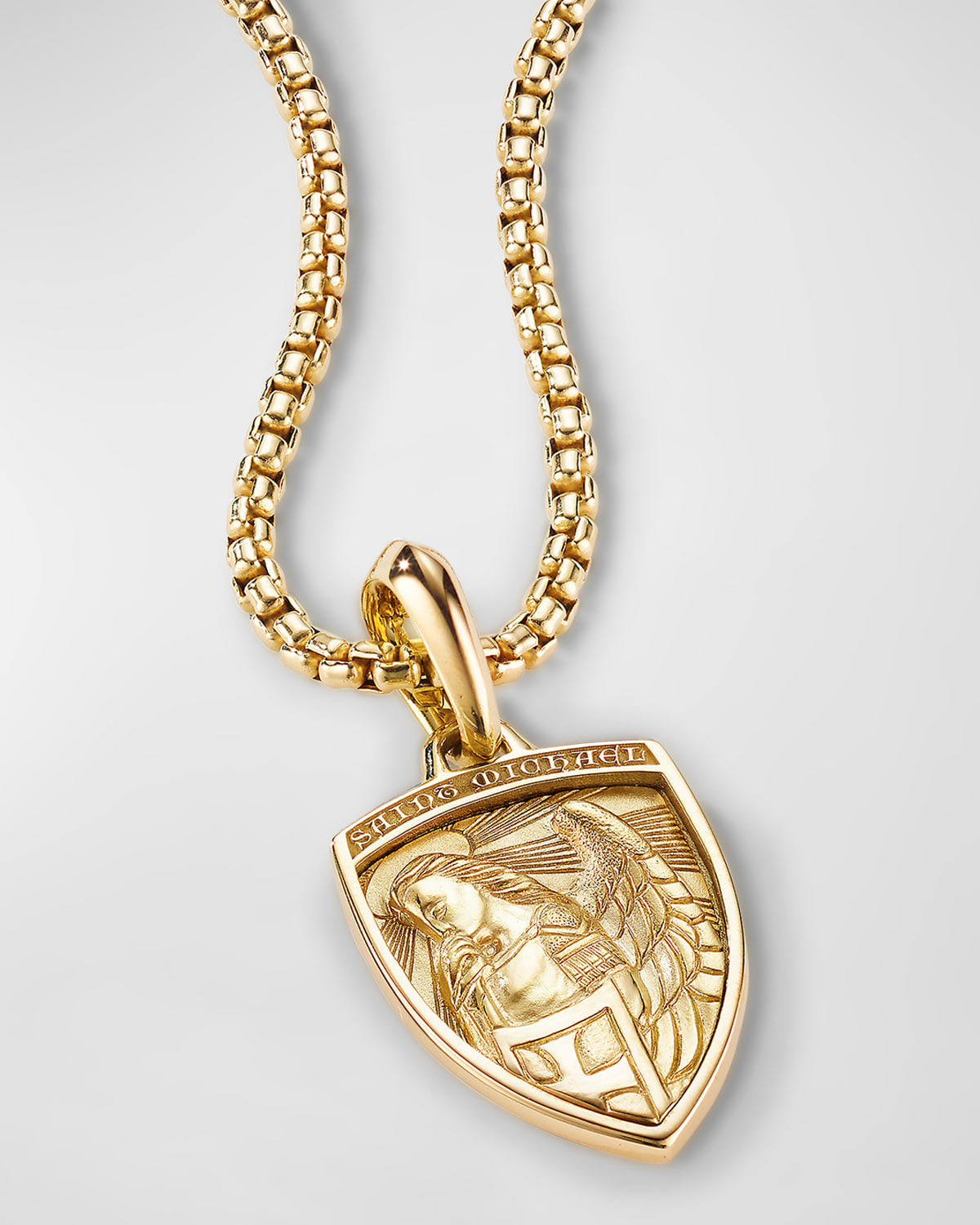 Men's St. Michael Amulet in 18K Gold, 26mm - 4