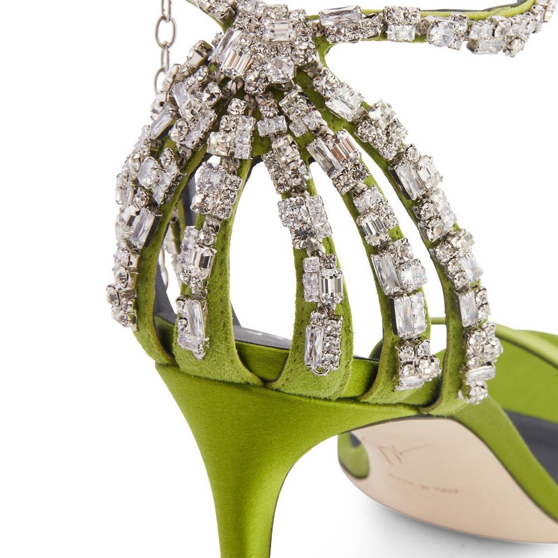 Adele Crystal 5