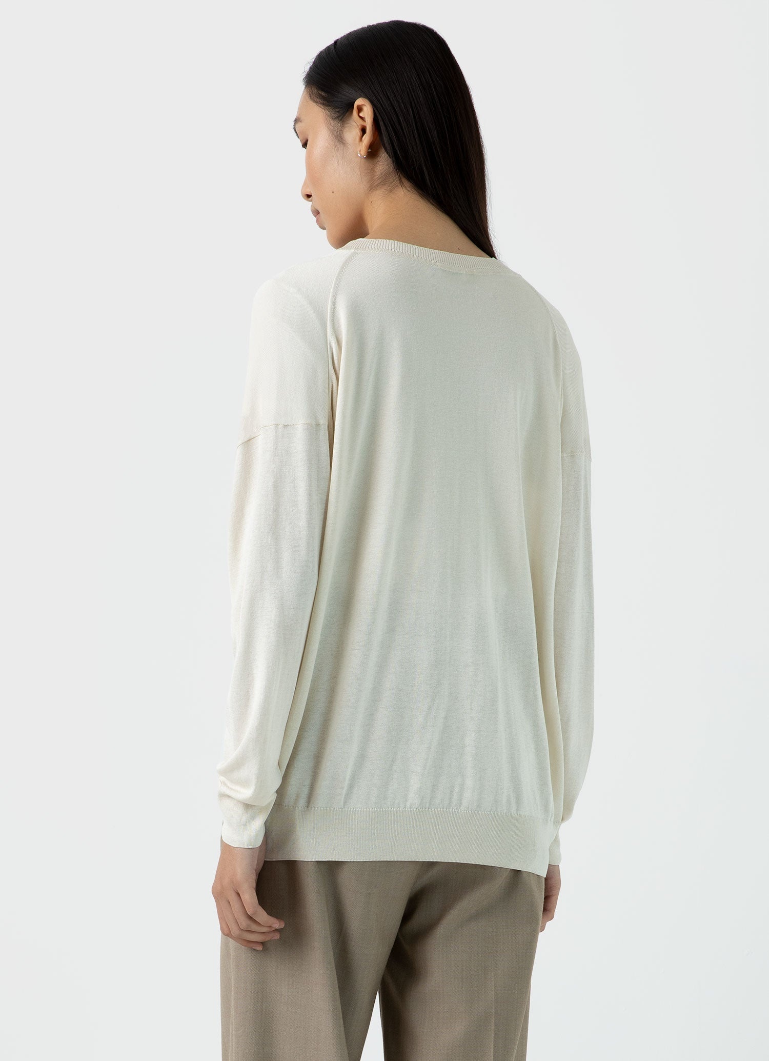 Relaxed Mulberry Silk V‑Neck Jumper - 4