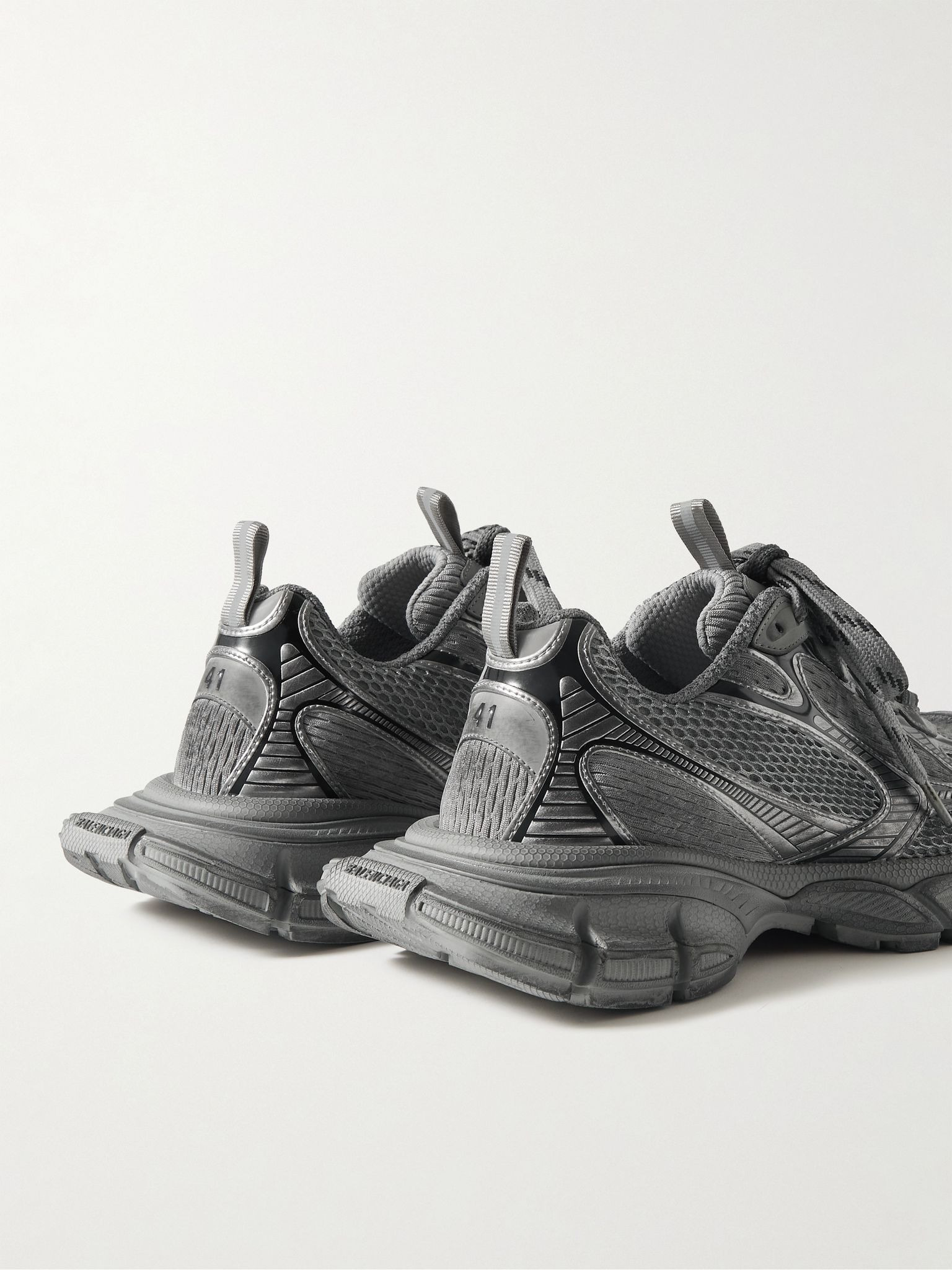 3XL Distressed Mesh and Rubber Sneakers Gray - 5