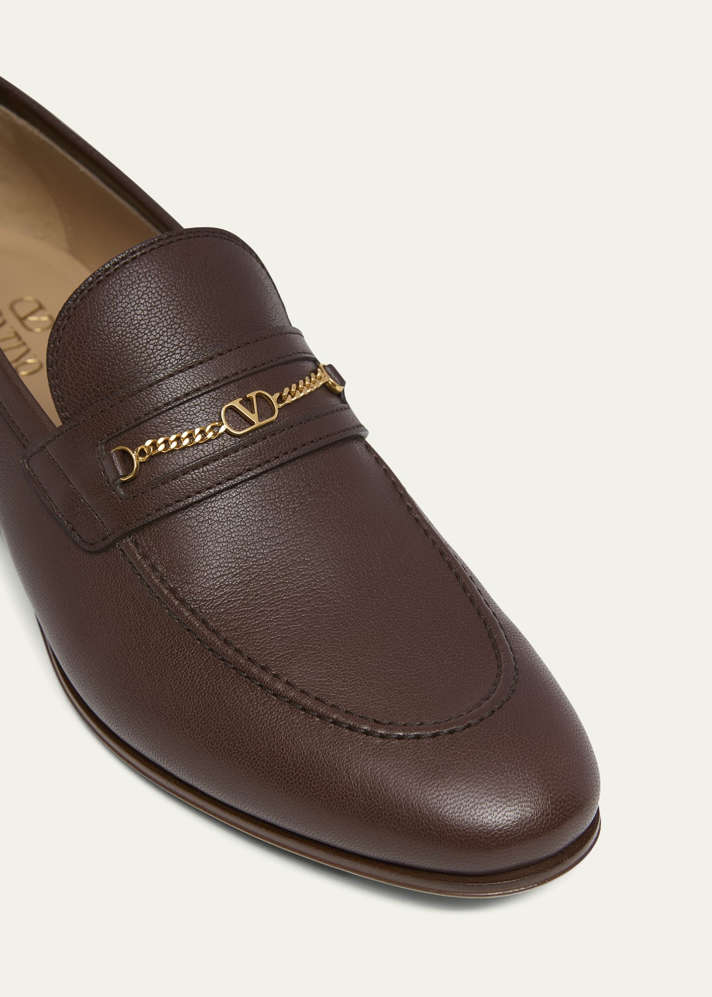 Men's Leather VLogo Chain Bit Loafers - 6