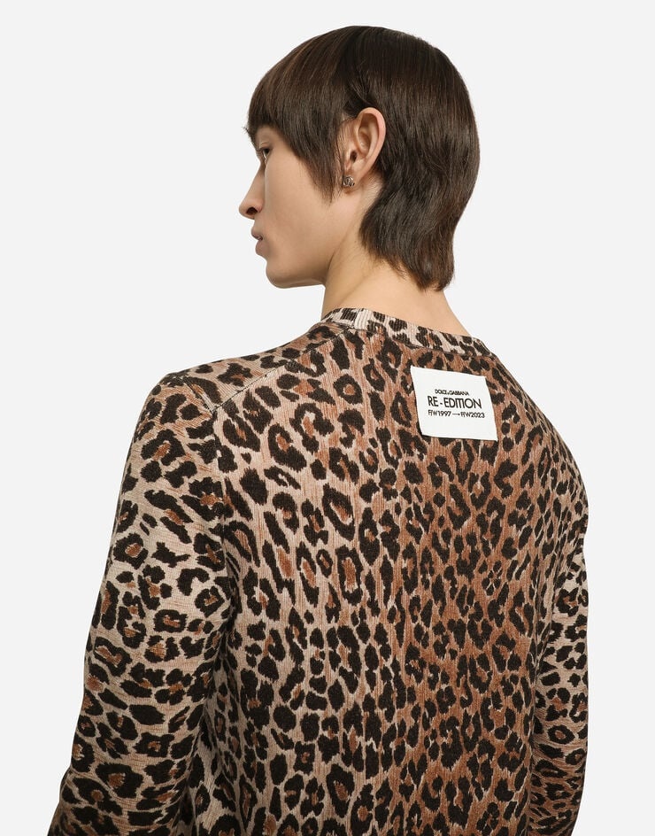 Leopard-print round-neck wool sweater - 5