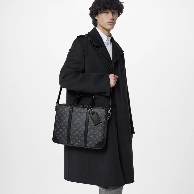 Louis Vuitton Porte-Documents Voyage PM outlook