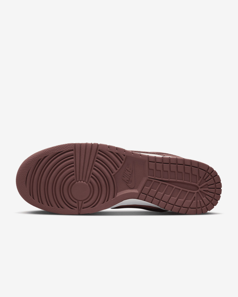 Nike Nike Dunk Low Retro SE Leather/Suede Men's Shoes outlook