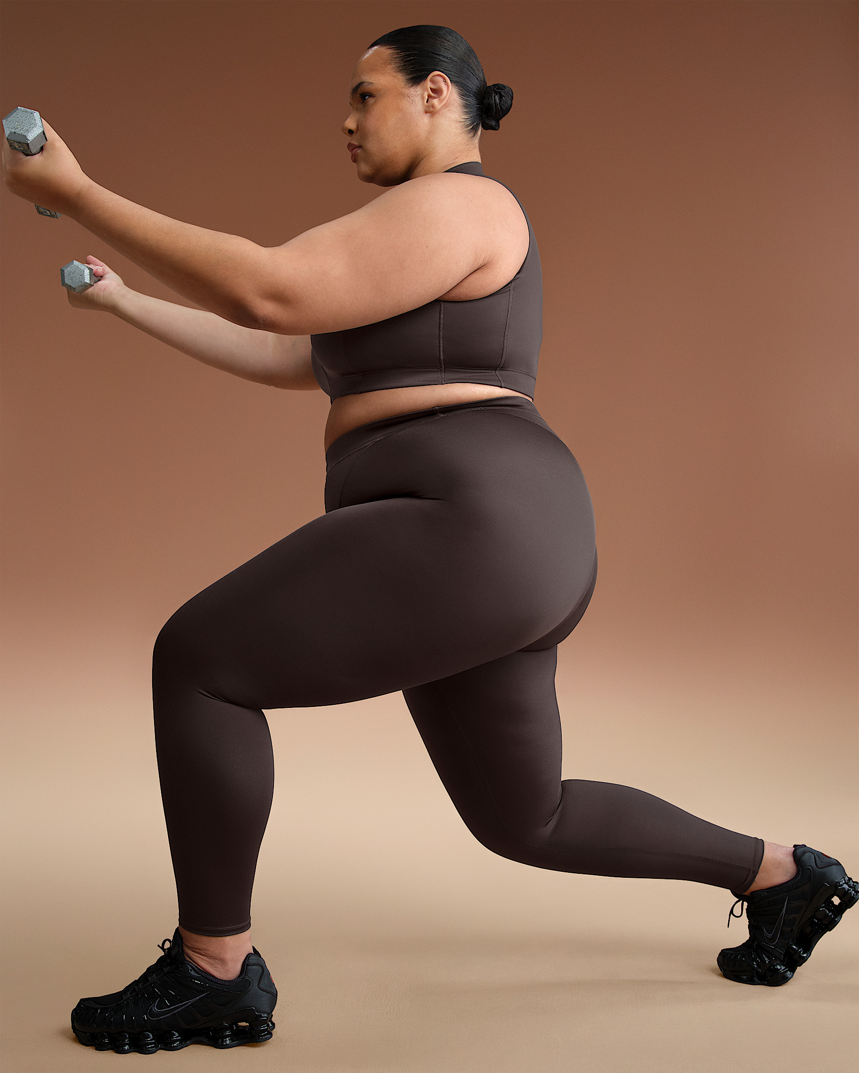 NikeSKIMS Shine Women's High-Waisted V-Panel 26" Leggings - 9