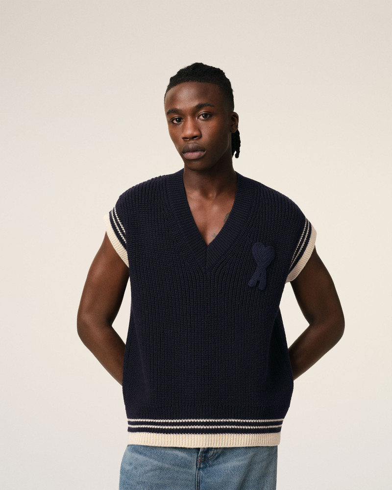 NAVY WOOL RIBBED SLEEVELESS V NECK SWEATER 3