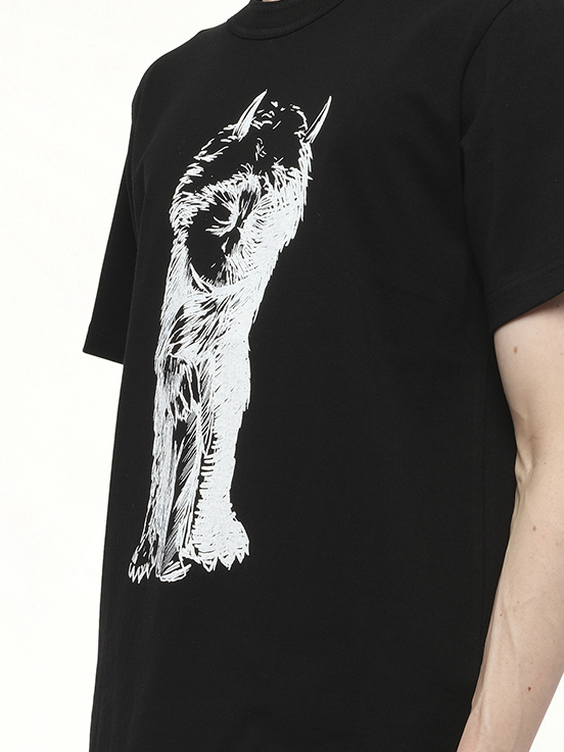 WHERE THE WILD THINGS ARE Monster T-Shirt in Black - 3