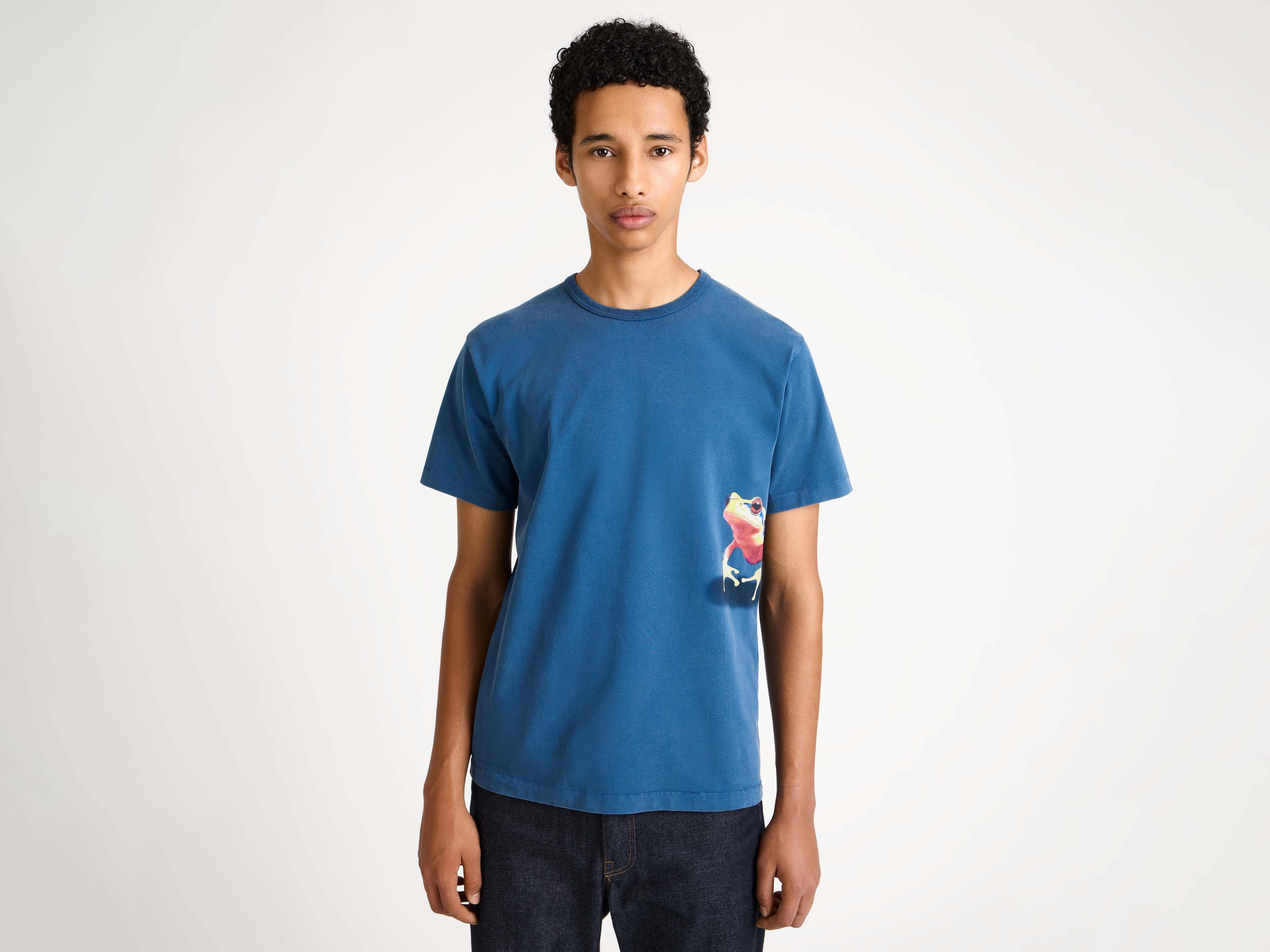 PEEKING FROG TSHIRT IN MID BLUE - 5