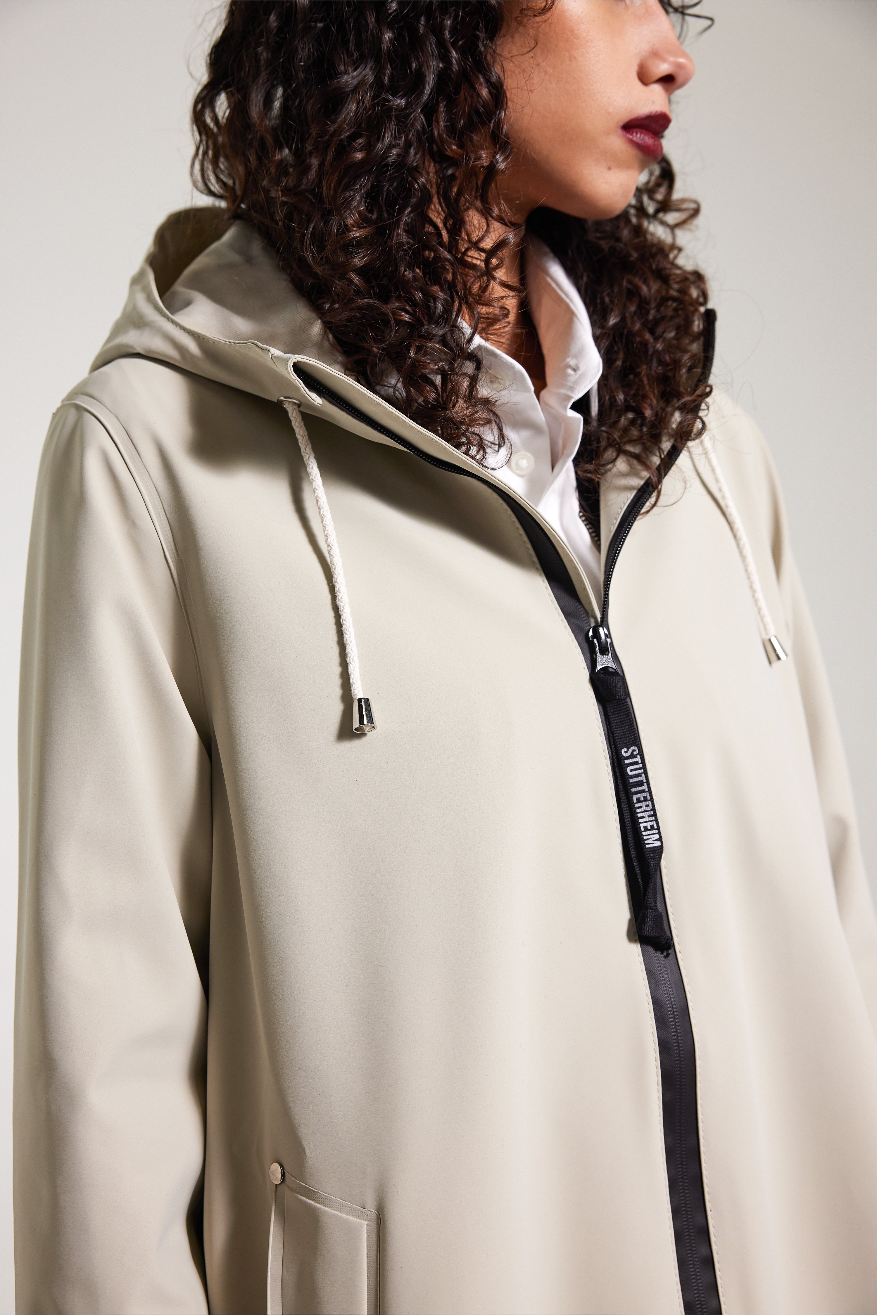Mosebacke Long Lightweight Zip Matte Raincoat Pelican - 5