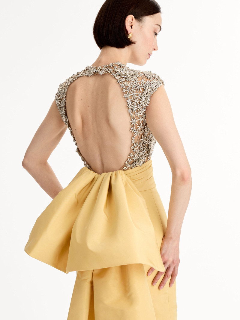 PORCELAIN FLOWER EMBROIDERED SHORT-SLEEVE GOWN 5