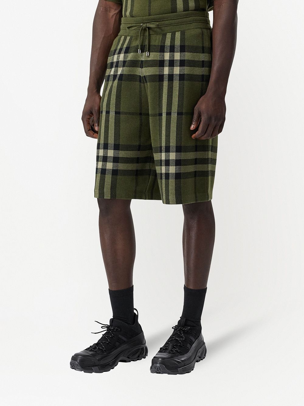 check-pattern knee-length shorts - 3