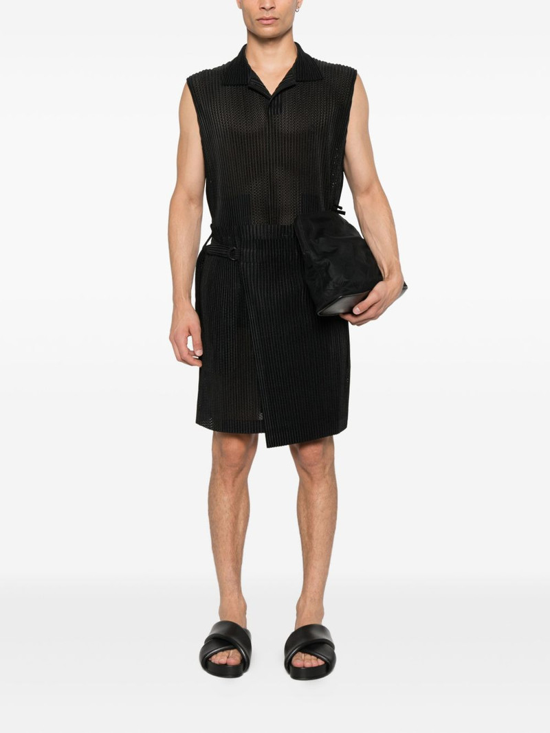 ISSEY MIYAKE pleated skirt outlook