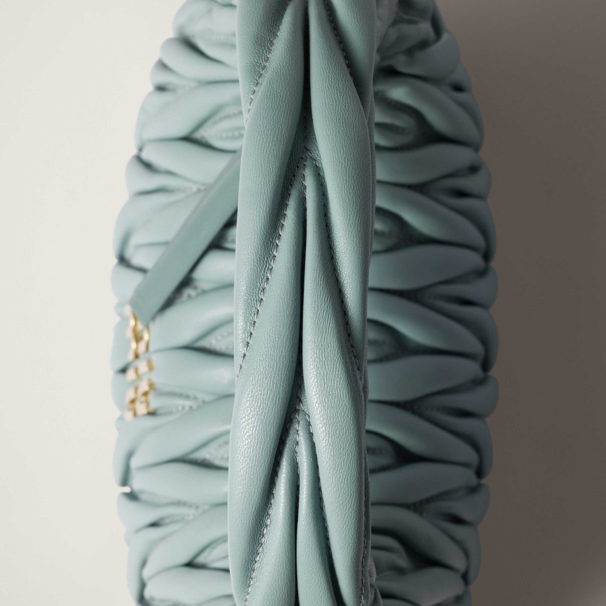 Wander matelassé nappa leather hobo bag - 7