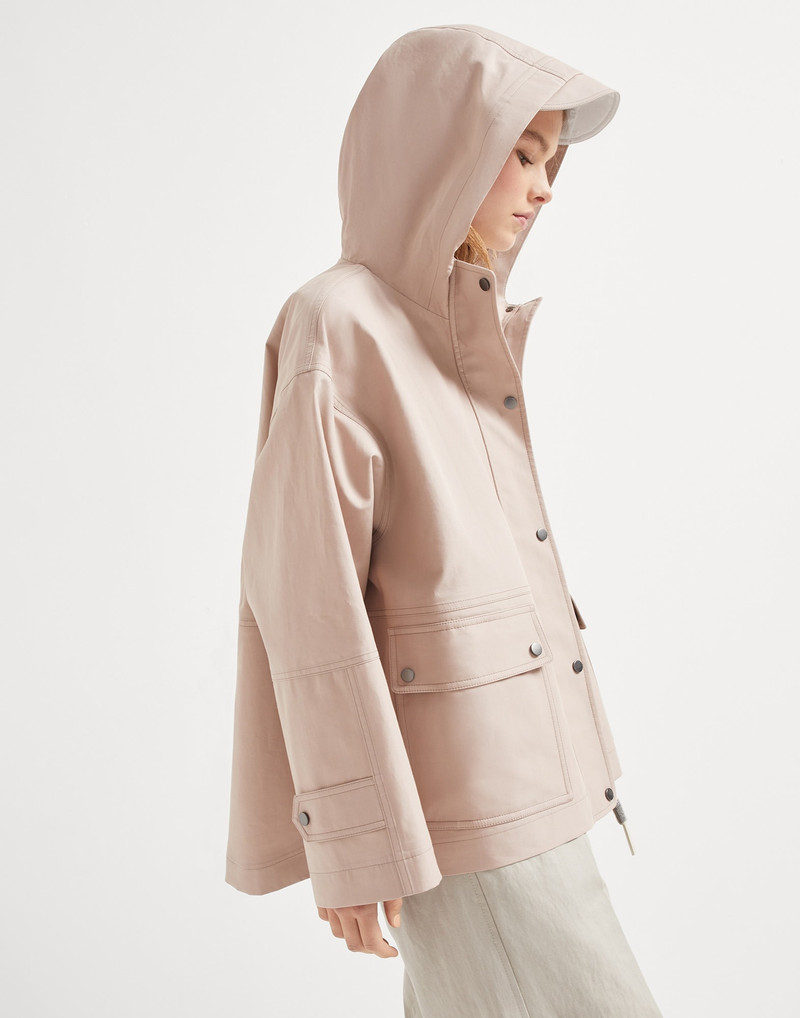 Water-resistant bonded cotton poplin outerwear jacket with heat-bonded seams and shiny zipper pull 4