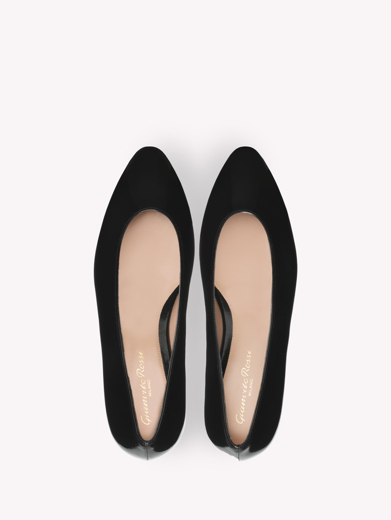 AMELIA FLAT 3