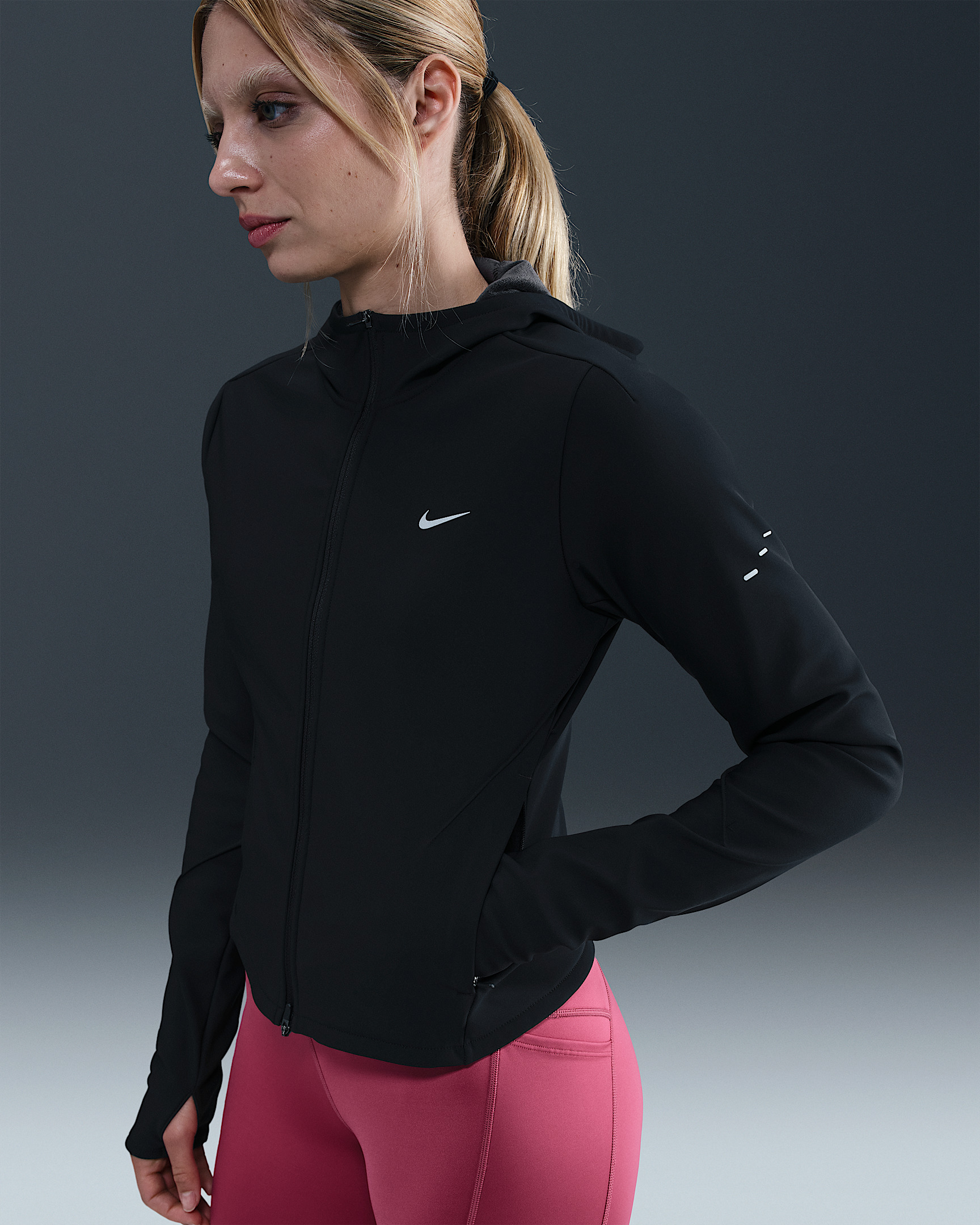 Nike Swift Women's Therma-FIT Fitted Running Jacket - 1