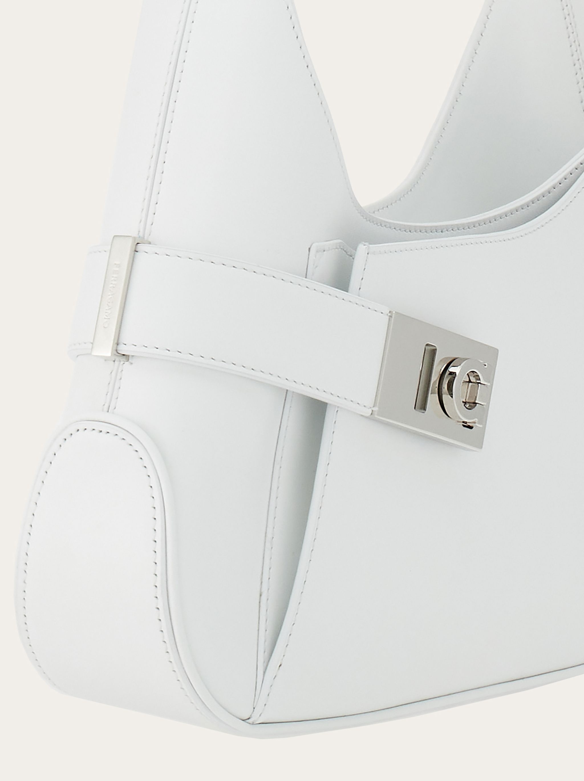 Hobo shoulder bag (M) - 6