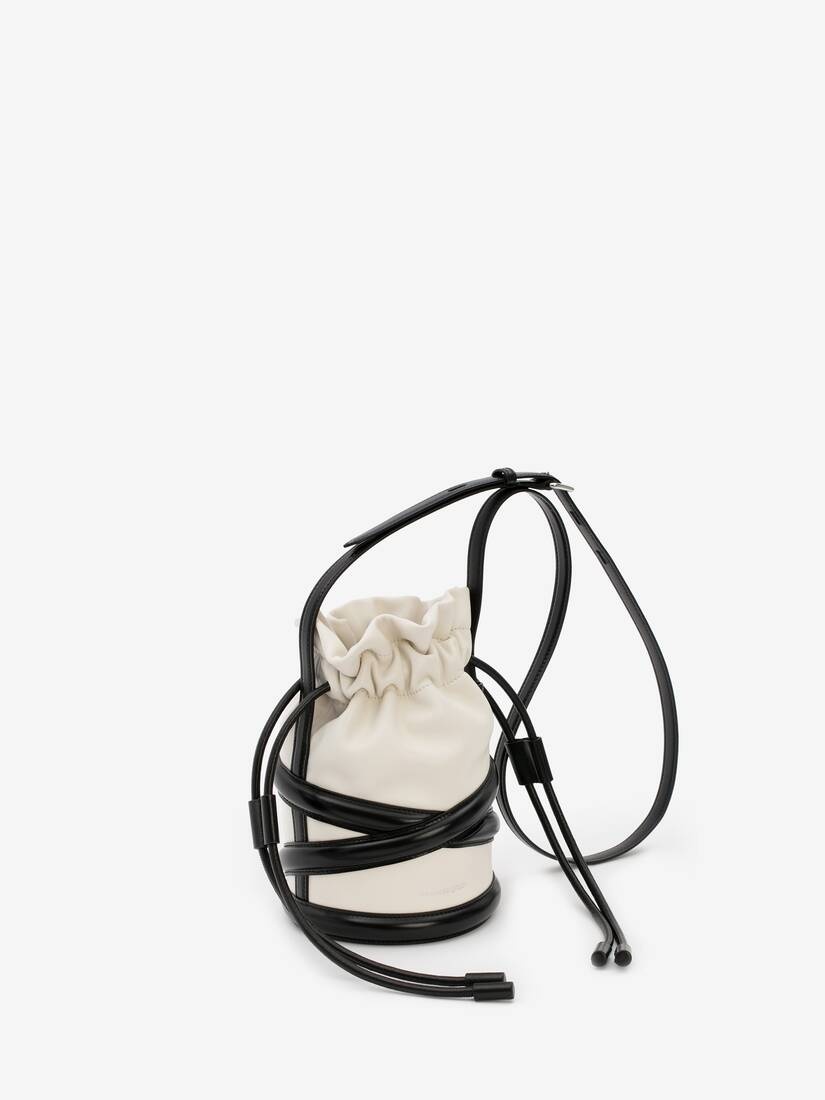 The Soft Curve in Ivory/black - 2