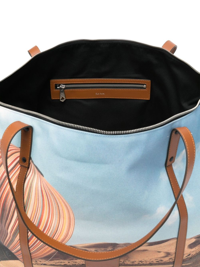 Signature Stripe Balloon holdall 5