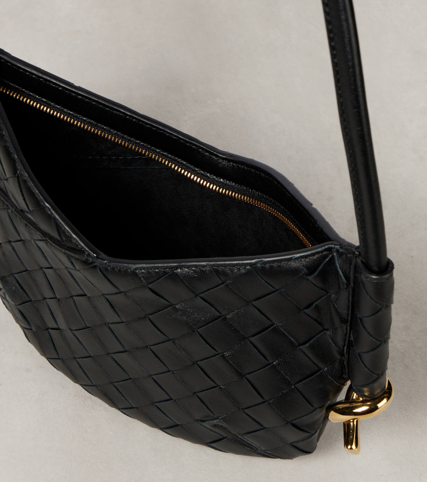 Solstice Mini leather shoulder bag - 3