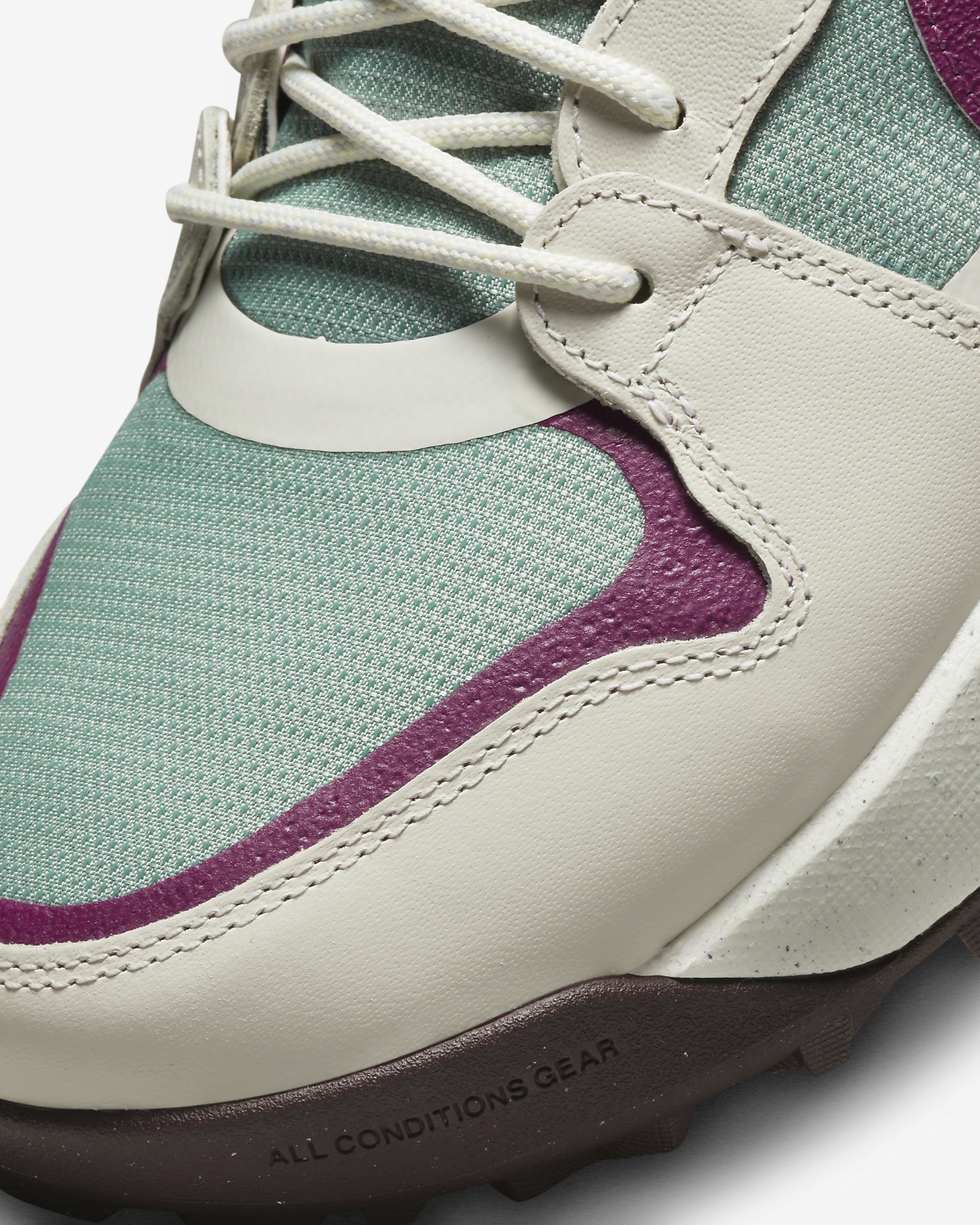 Nike ACG Lowcate Men's Shoes - 7