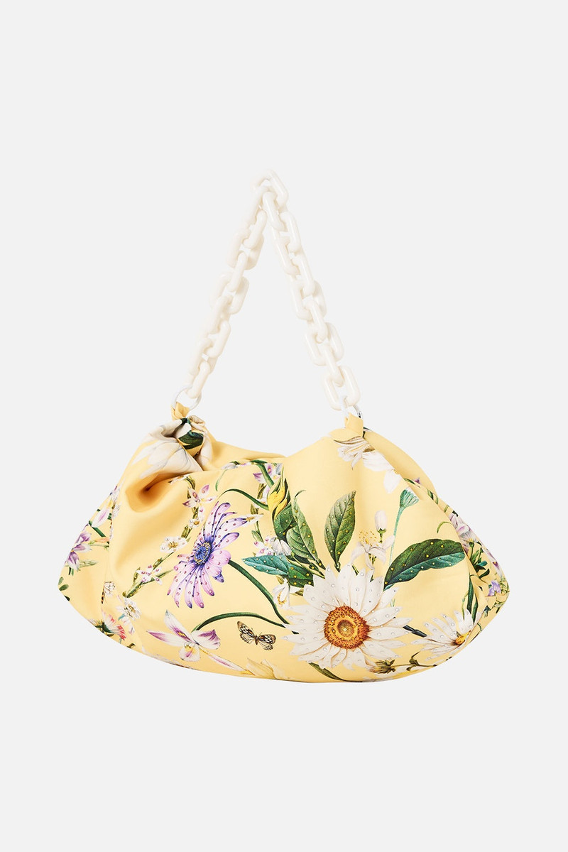 CAMILLA OVERSIZED CLUTCH WITH CHAIN outlook