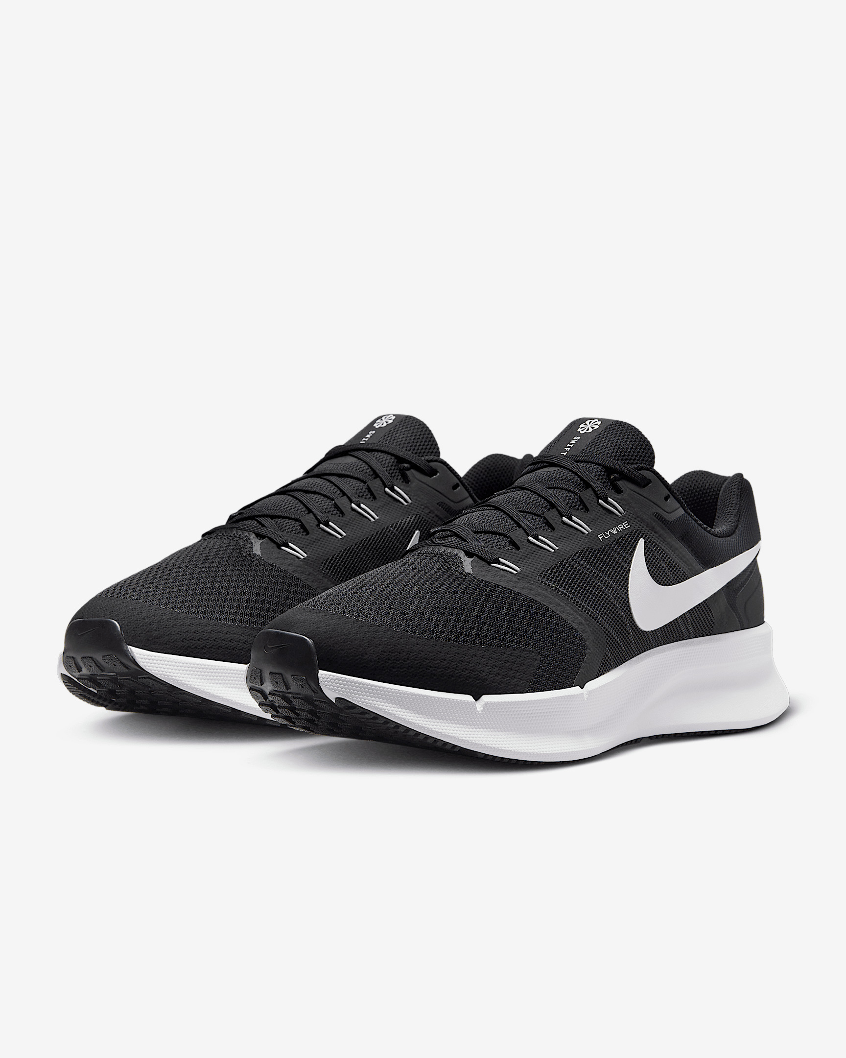 Nike Run Swift 3 Men's Road Running Shoes (Extra Wide) - 5