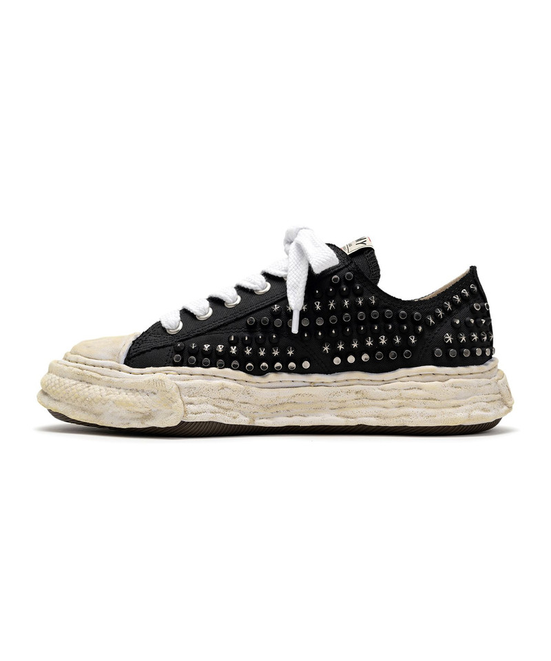 "PETERSON23"OG Sole Studded Canvas Low-top Sneaker 9