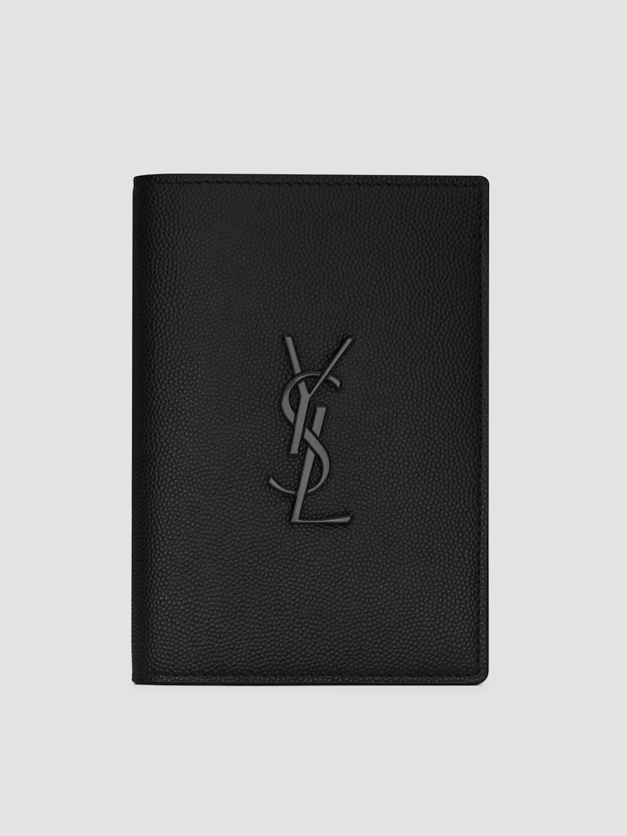 Cassandre Passport Holder in Leather - Black - 1