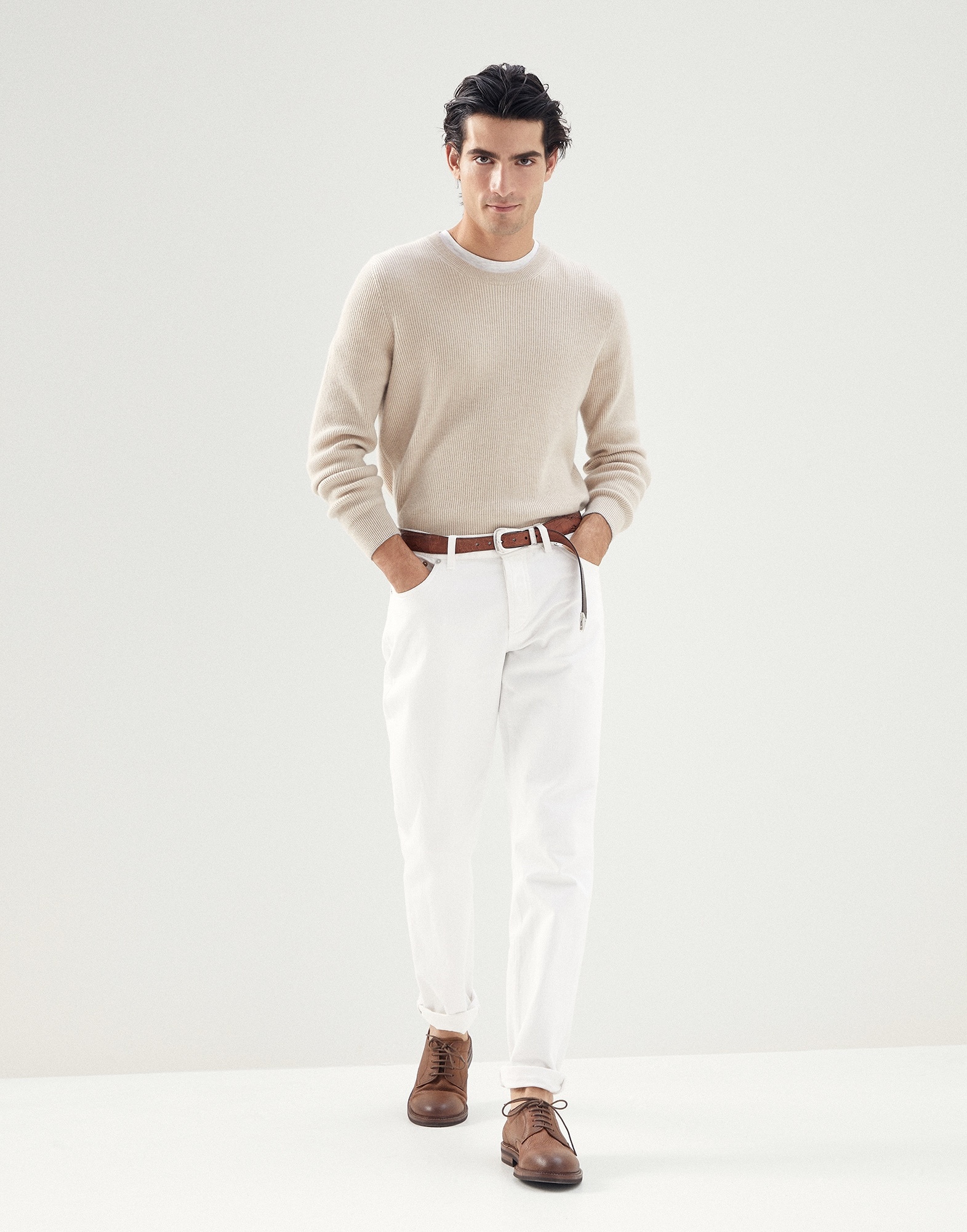 Garment-dyed traditional fit five-pocket trousers in slubbed cotton denim - 4
