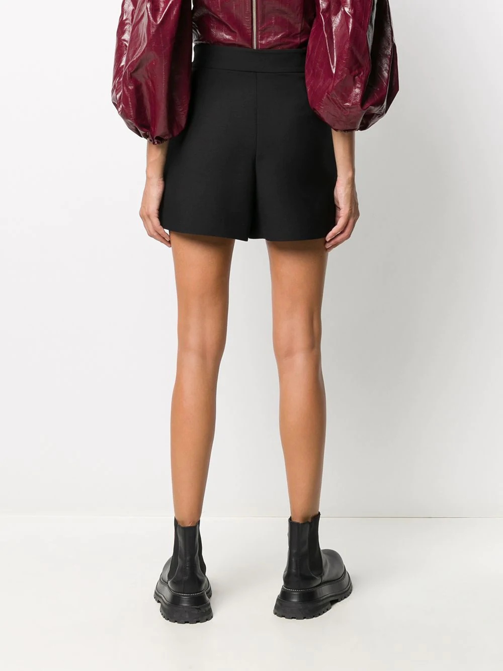 Crepe Couture high-waisted shorts - 4