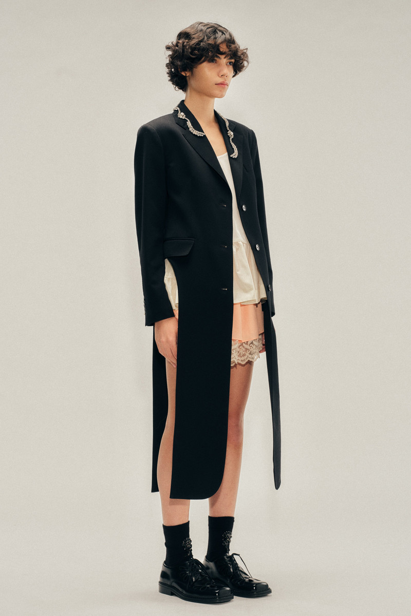 Embellished Extended Hip Cutaway Tailcoat 3