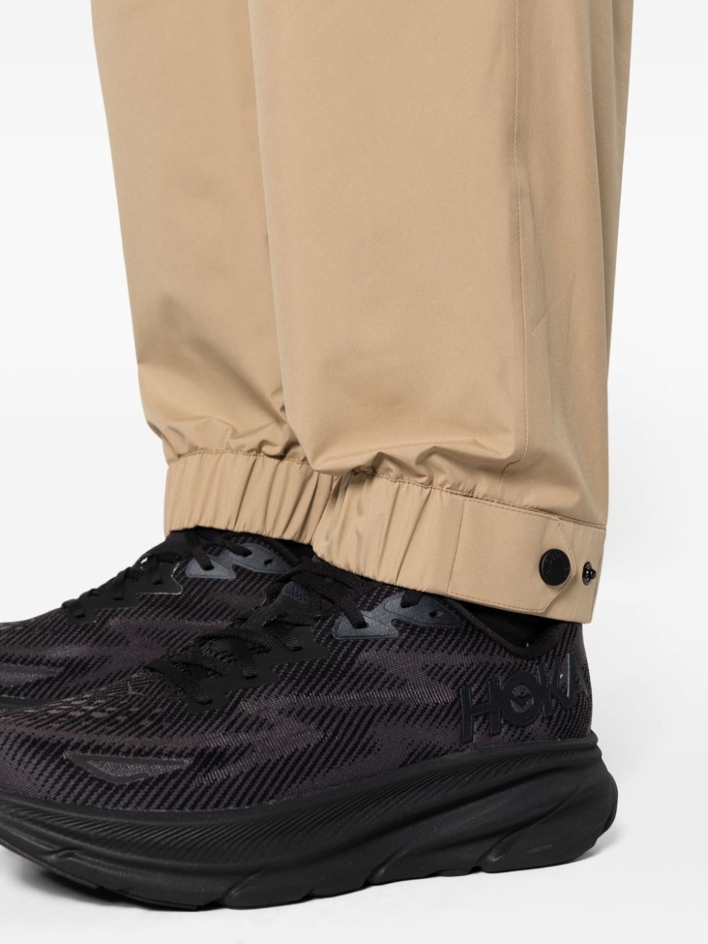 Gore-Tex tapered trousers - 5