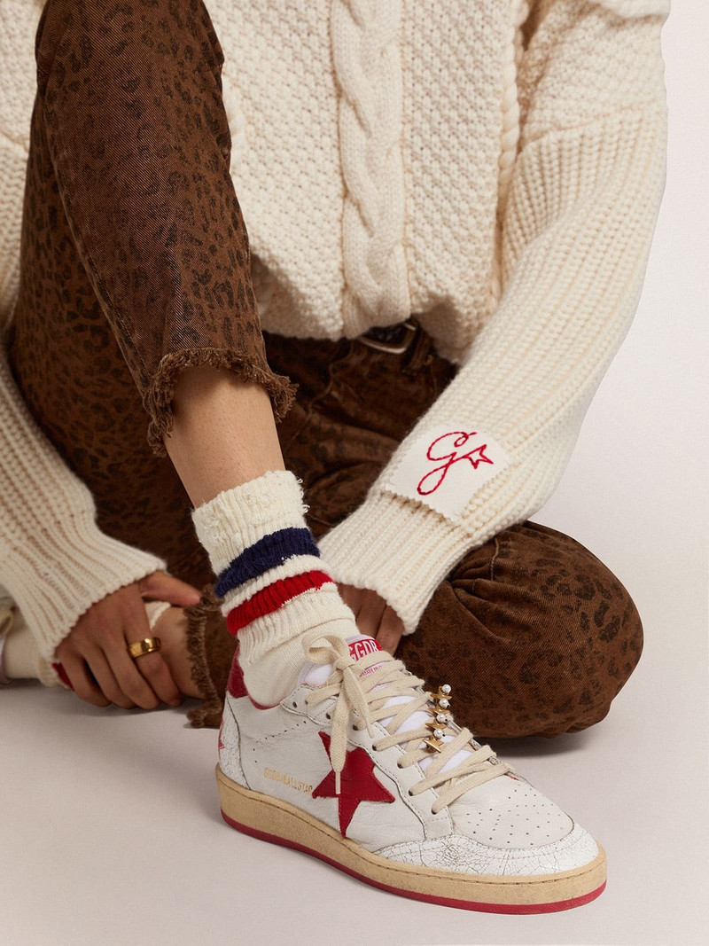 Lace lock in antique gold color with beads 3