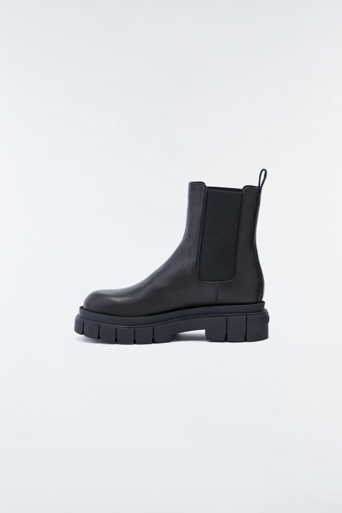 STORM shearling-lined (R) Leather Chelsea boot for men - 2