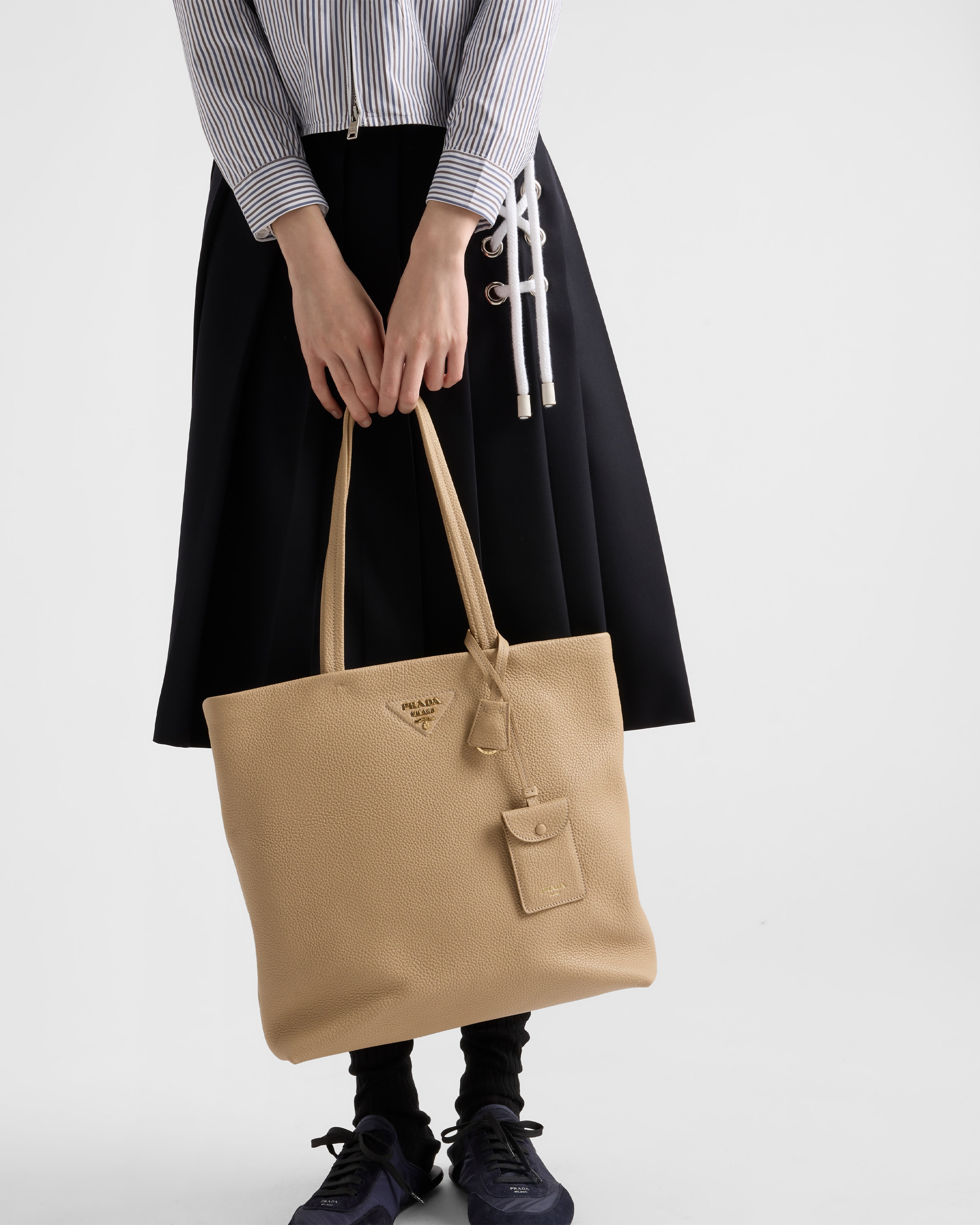 Large leather tote bag - 8