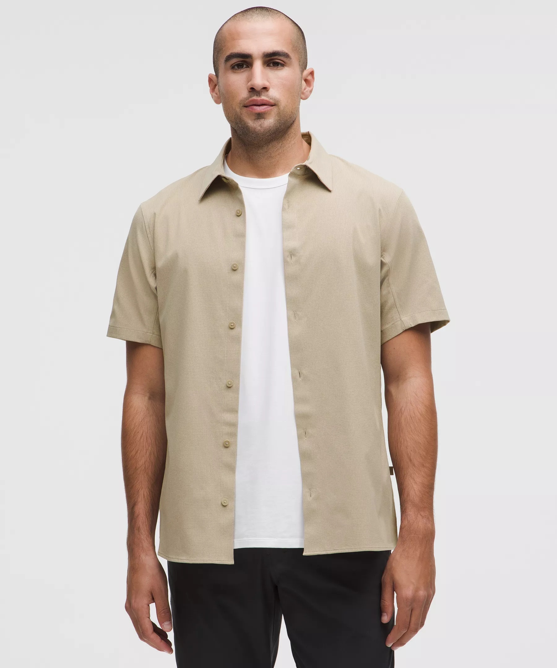 Airing Easy Short-Sleeve Shirt - 1
