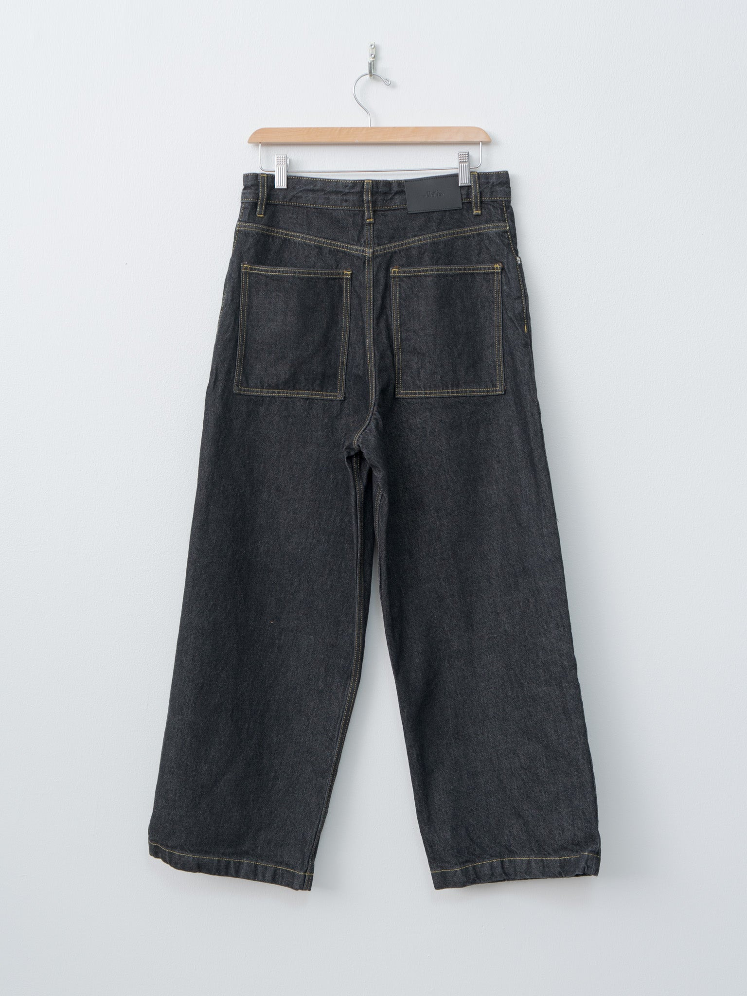 Neive Denim - Black - 7