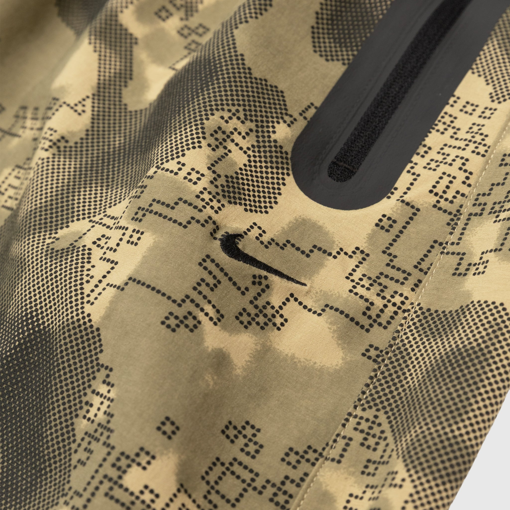 TECH DRI-FIT WOVEN LOOSE FIT PANTS "CAMO" - 4