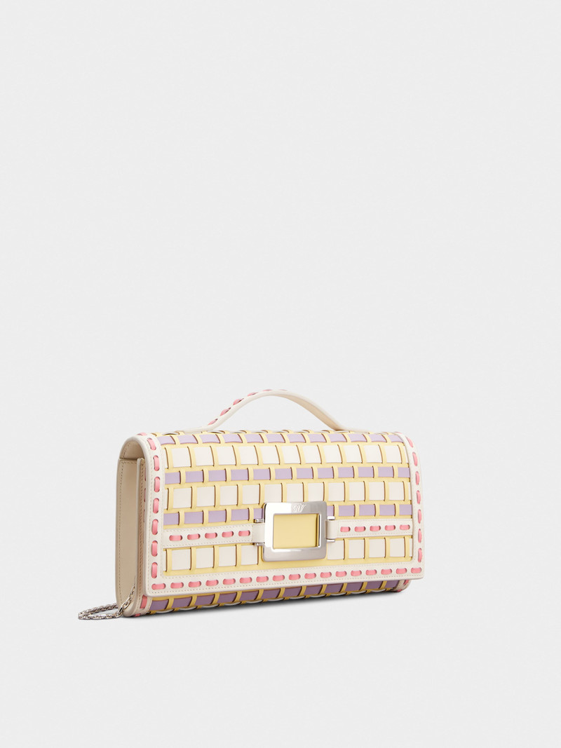 Belle Vivier Clutch in leather 2