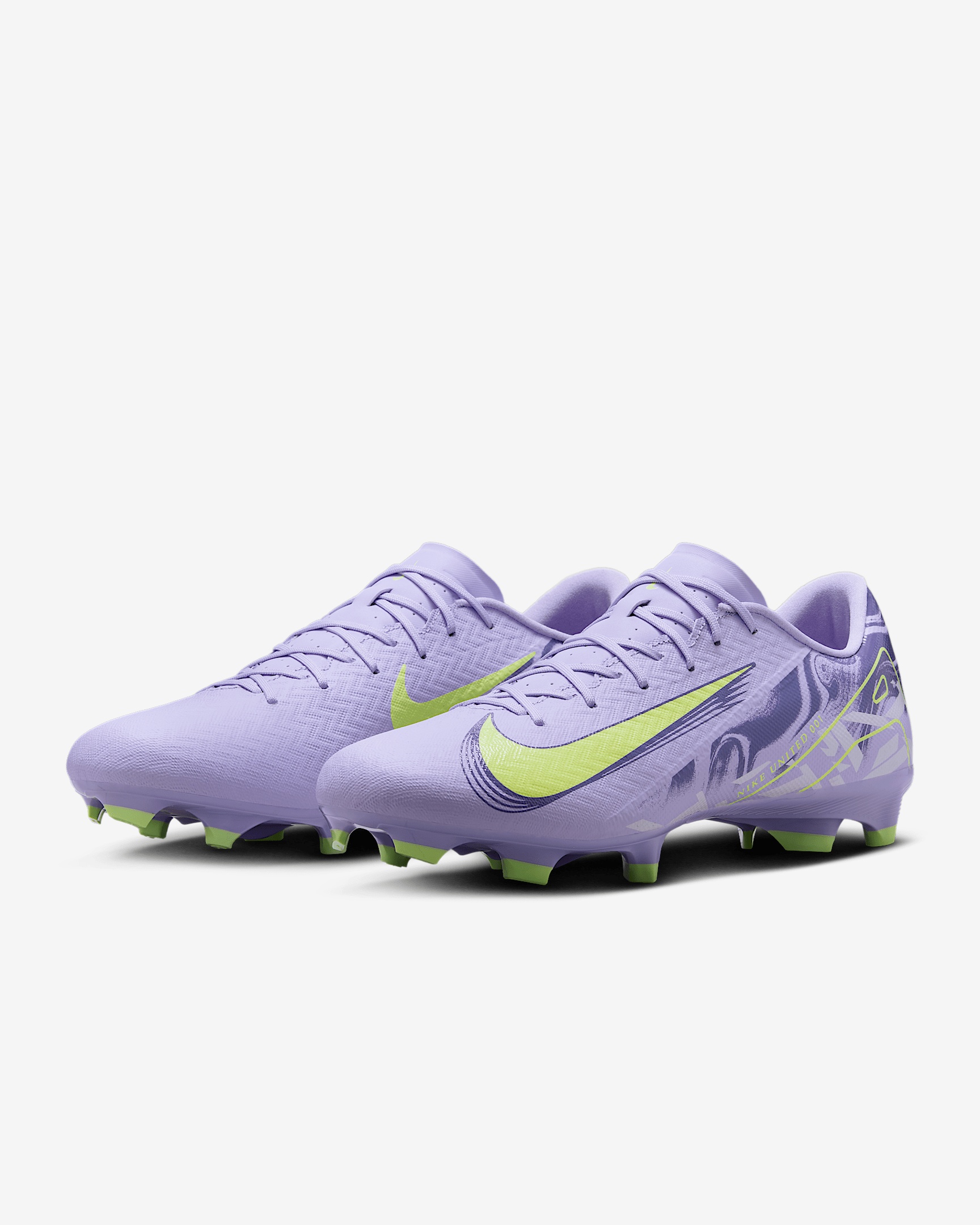 Nike United Mercurial Vapor 16 Academy MG Low-Top Soccer Cleats - 5