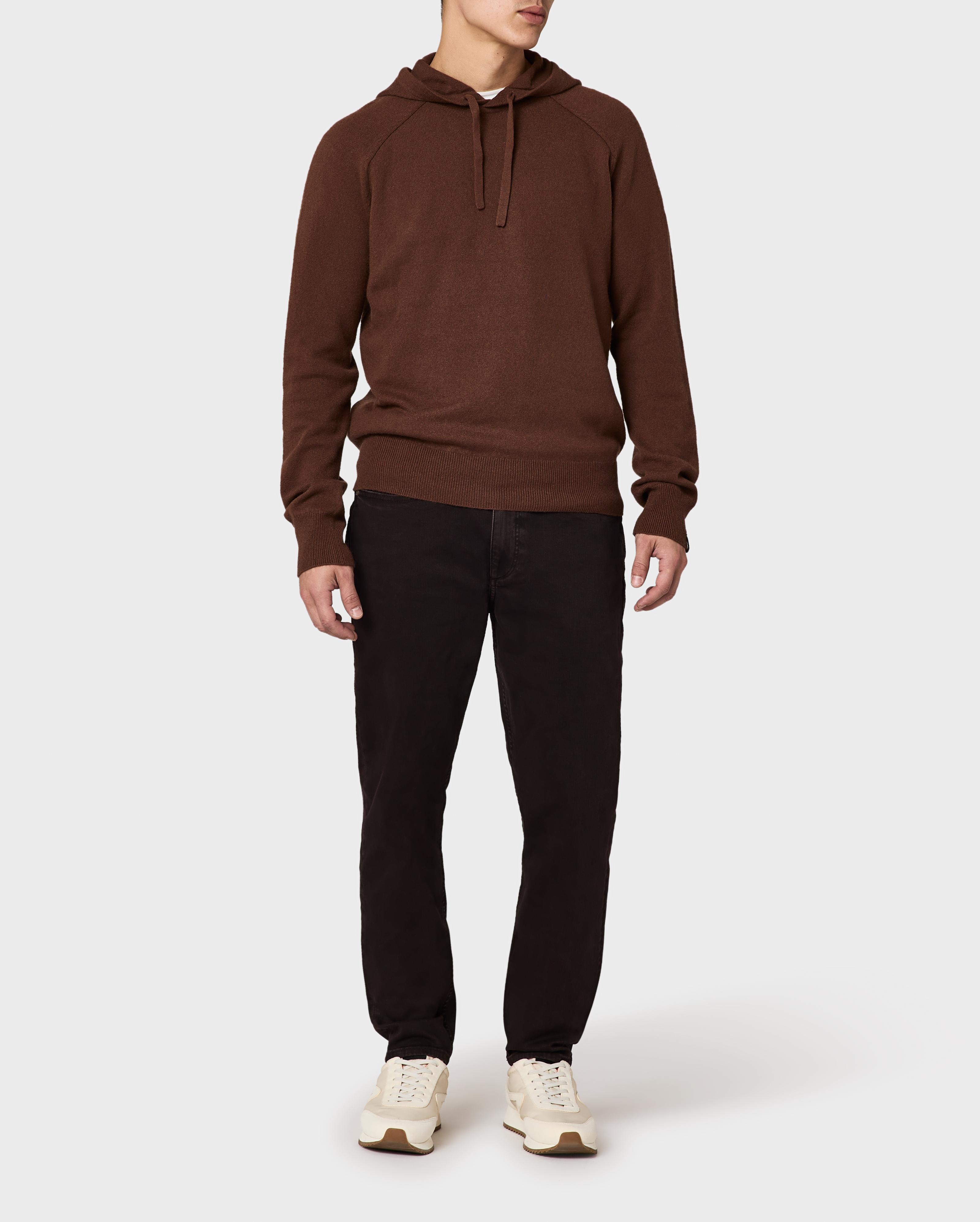 Fit 2 - Toffee
Slim Fit Authentic Stretch Jean - 1