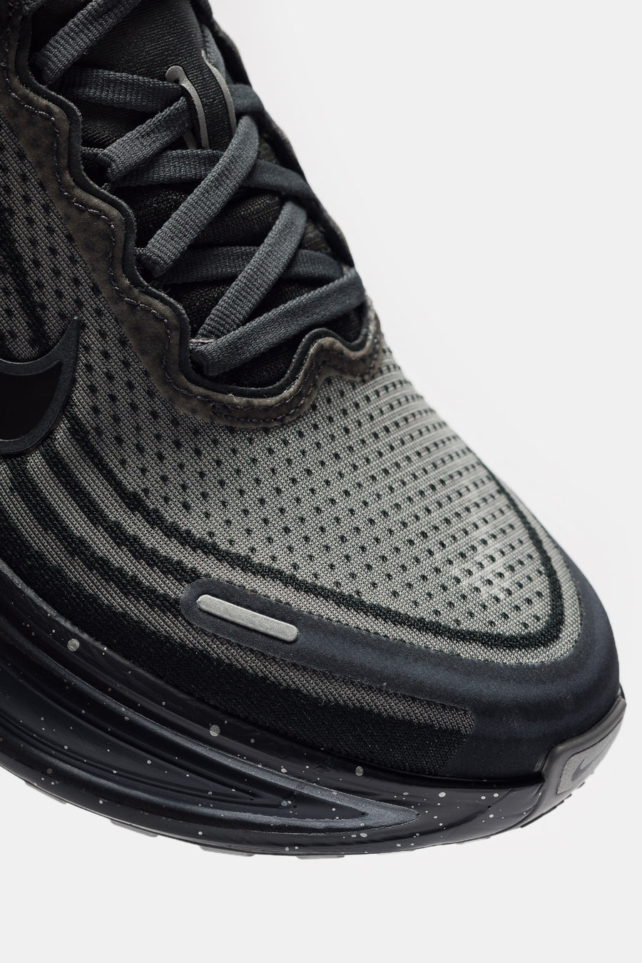 Vomero Plus Sneaker in Anthracite/Black/Dark Obsidian/Obsidian - 6