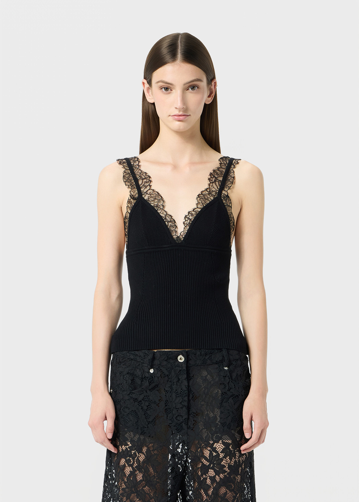 RIBBED TOP WITH LACE APPLIQUÉ - 3