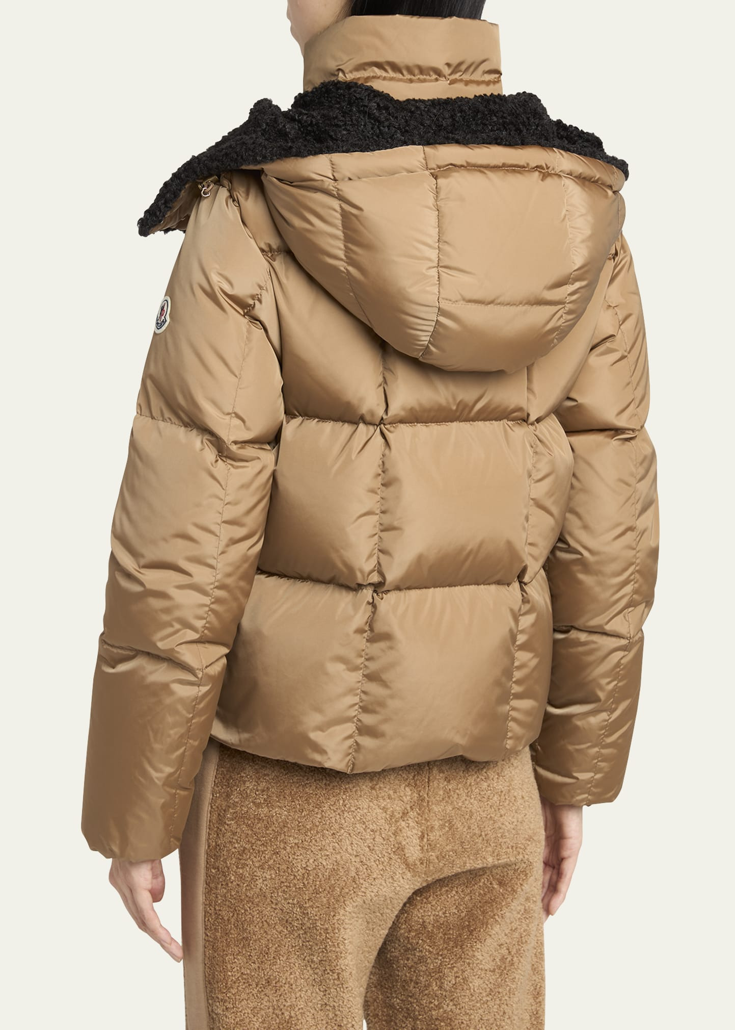 Castelnou Square-Quilted Short Down Jacket with Detachable Hood - 3