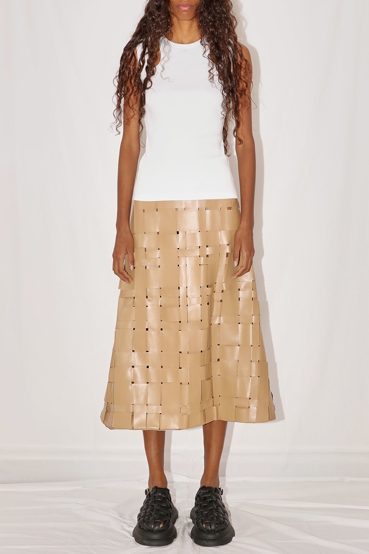 WEAVED ECO VEGAN LEATHER SKIRT BEIGE - 2