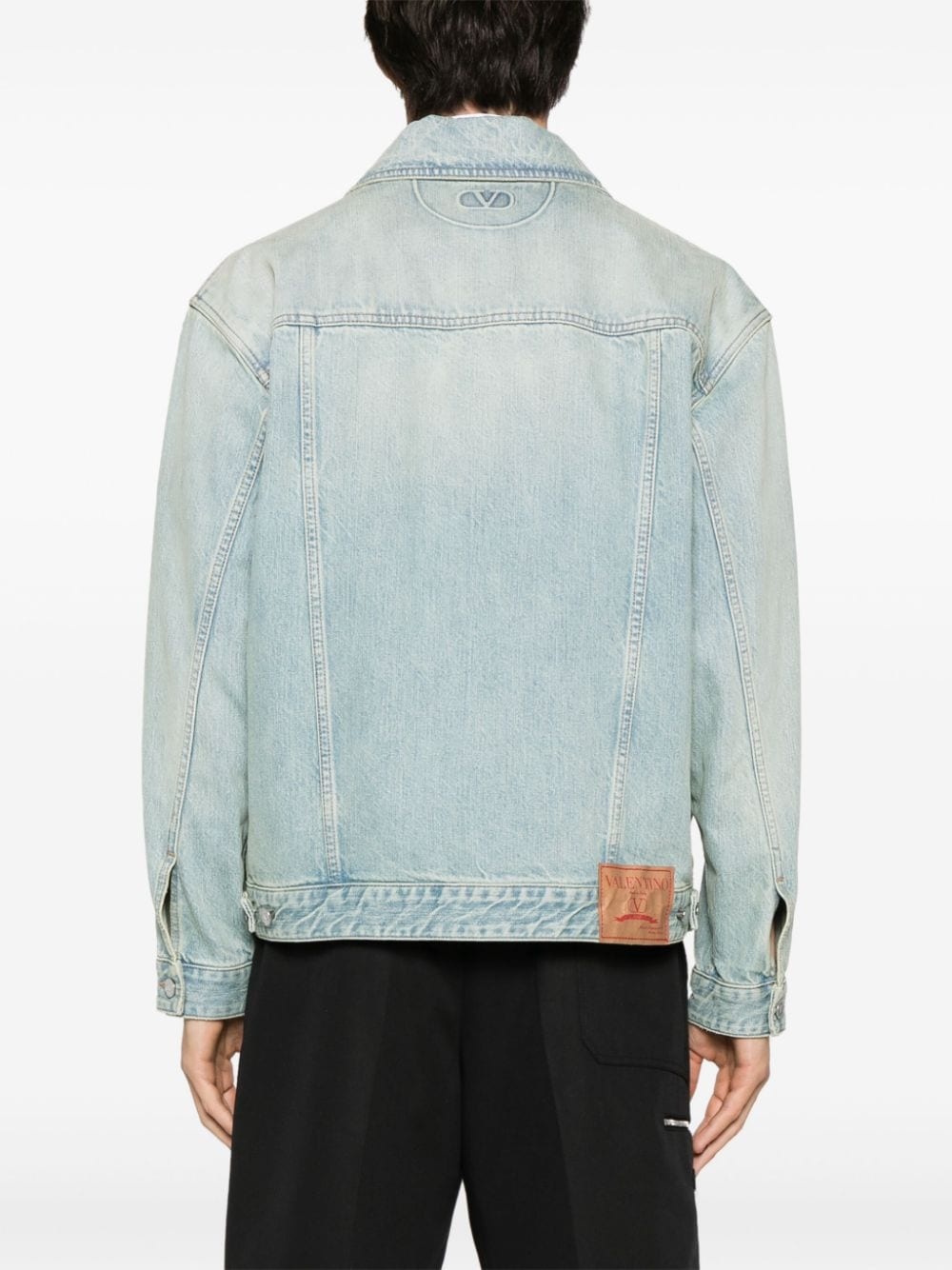 logo-embossed denim jacket - 4