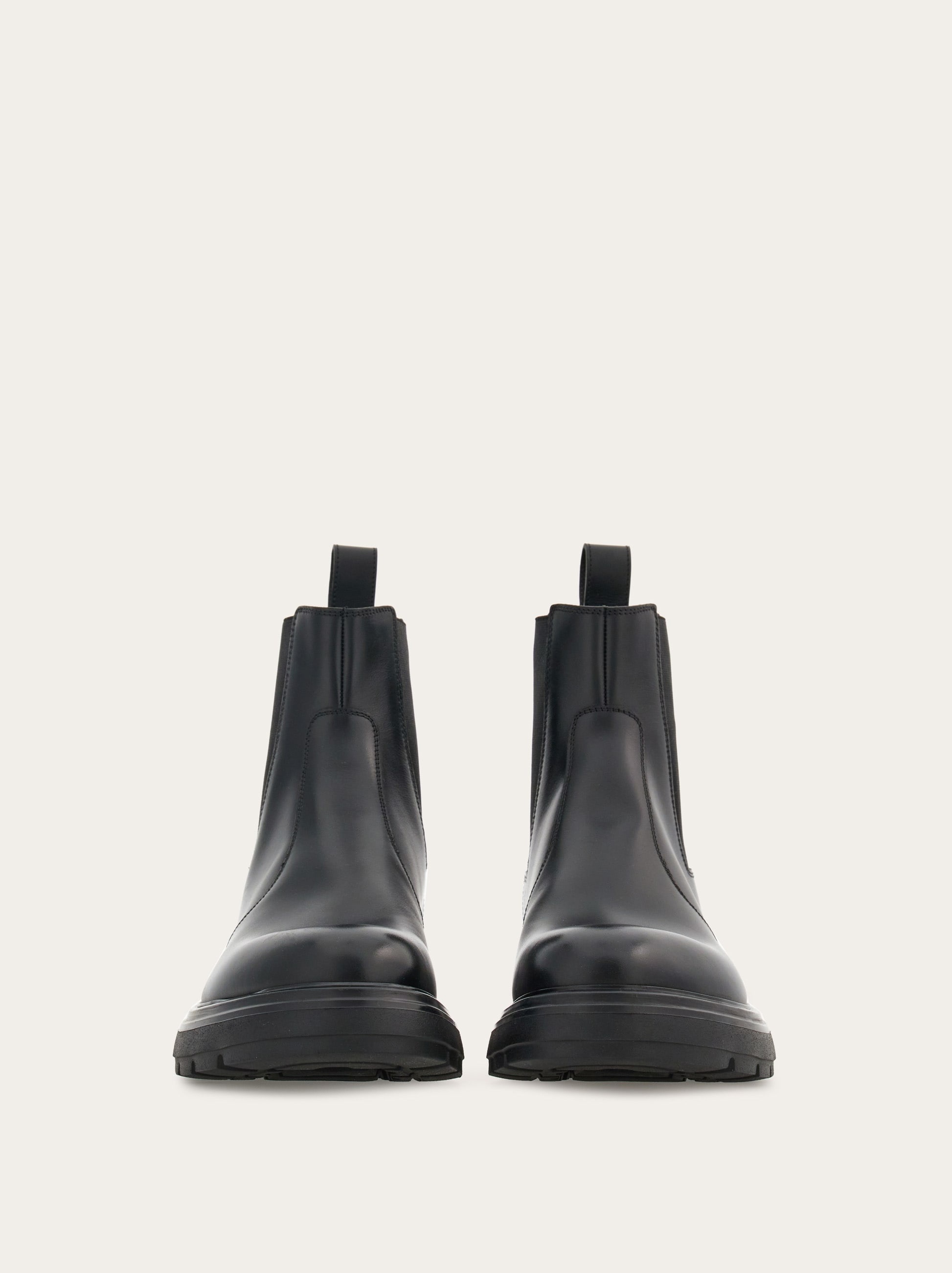 Chelsea boot with chunky sole - 2