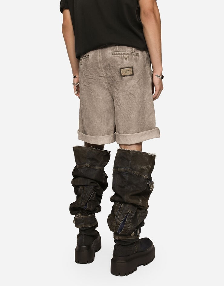 Garment-dyed cotton shorts with logo tag - 5